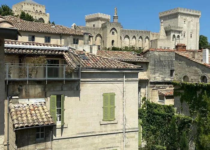 Hôtel Le Médiéval Palais des Papes
