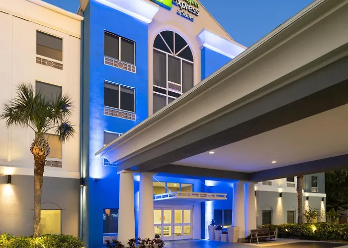Holiday Inn Express & Suites St. Petersburg North