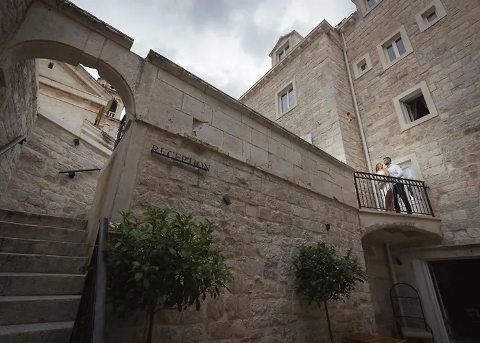 Puteus Palace Heritage Hotel