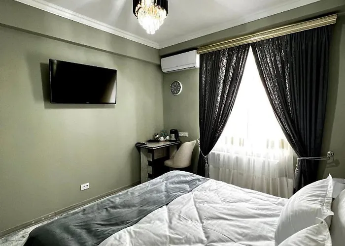 Rudakiy Hotel