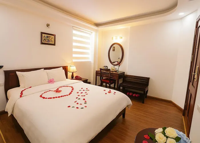 Hanoi Siva Luxury Hotel & Travel