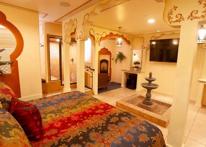 Destinations Inn Theme Rooms