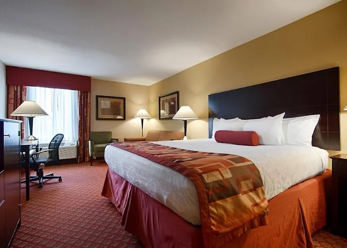 Best Western Plus Parkway Hotel