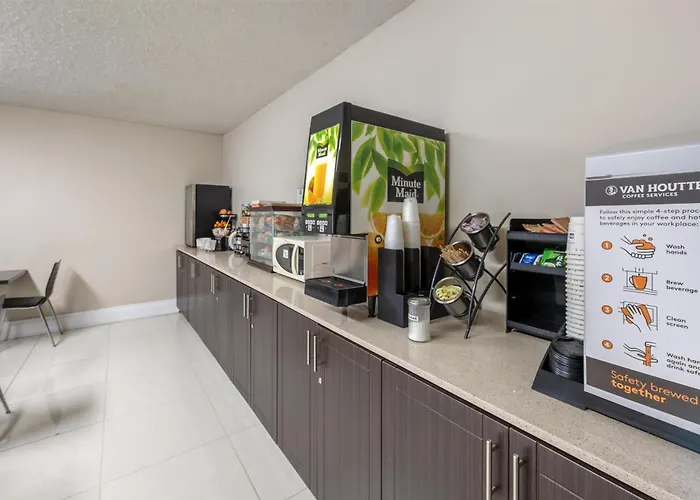Surestay Hotel By Best Western Kemptville