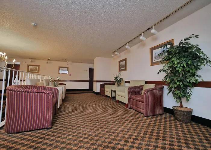 Red Lion Inn & Suites Auburn