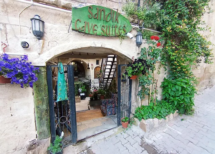 Sandik Cave House