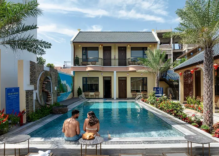 Tam Coc Center Luxury Hotel & Villa