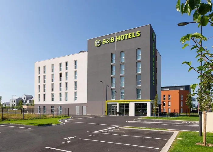 B&B Hotel Orleans Saran 3 Etoiles
