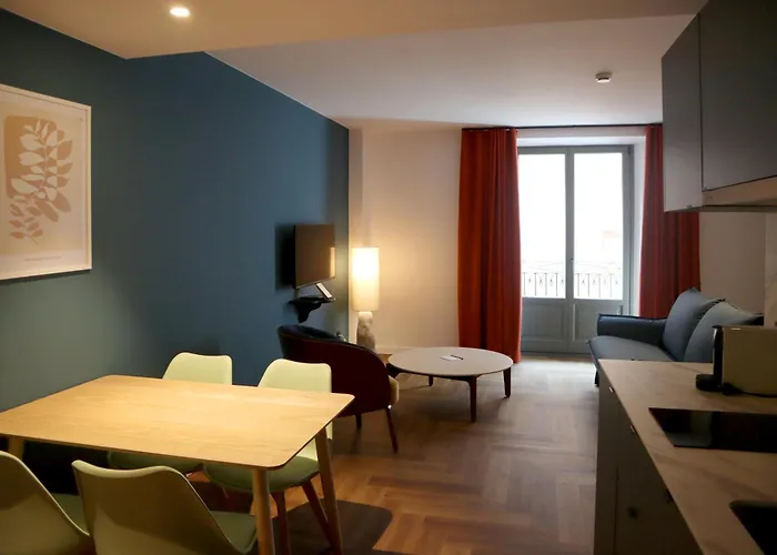 Hotel Divino Figueres By Fimedhotels
