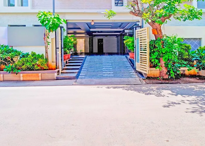 Super Townhouse Vijayawada Rajiv Gandhi Park