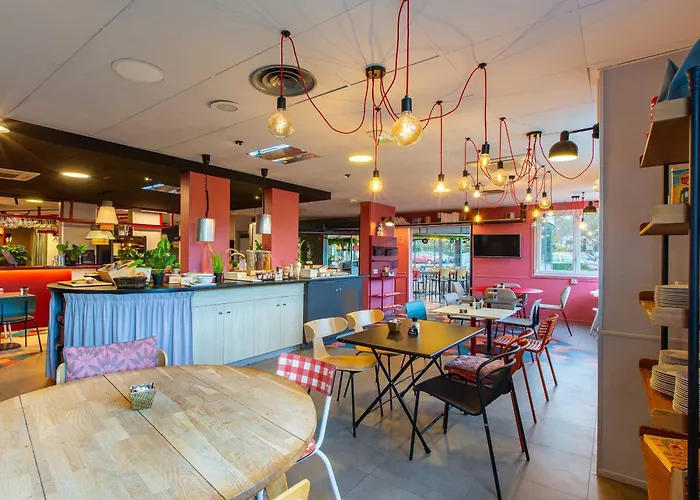 B&B Hotel Orleans Nord Saran