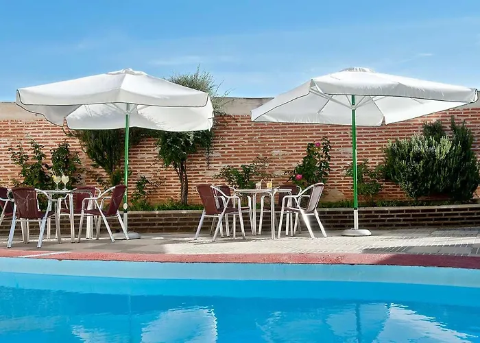 Hospedium Hotel Juan II Toro