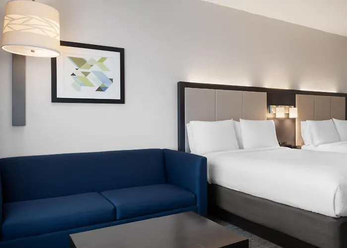 Holiday Inn Express & Suites - Tampa East - Ybor City By Ihg