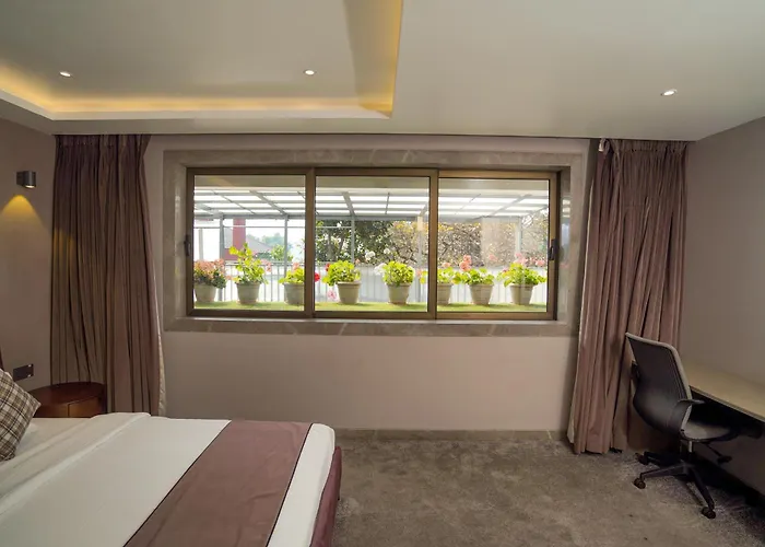 Valentia The Exotic Boutique Hotel - Pure Veg