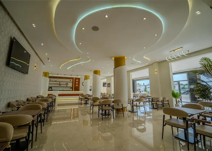 Rafiny Hotel