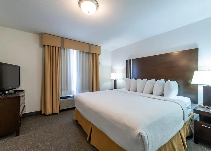 Ramada Golden