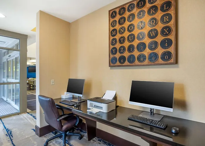 Best Western Plus University Park Inn & Suites