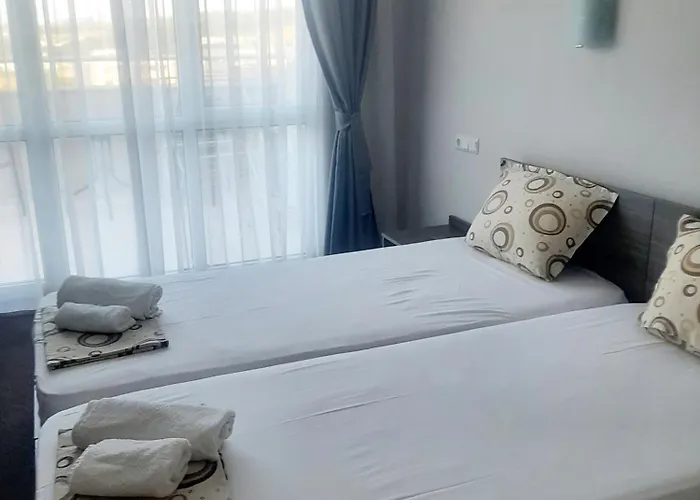 Hotel Ray