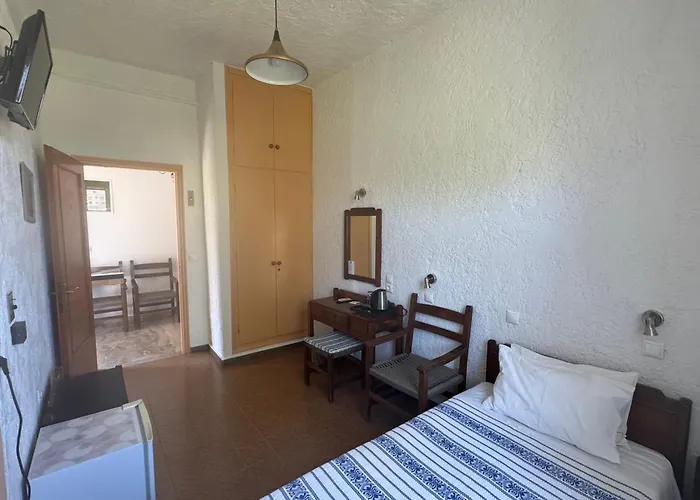 Pythais Hotel