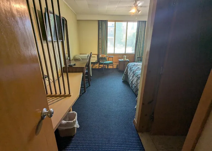 Mariner Motor Hotel