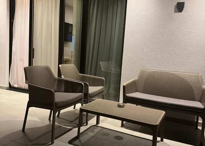Hotel Lili-1