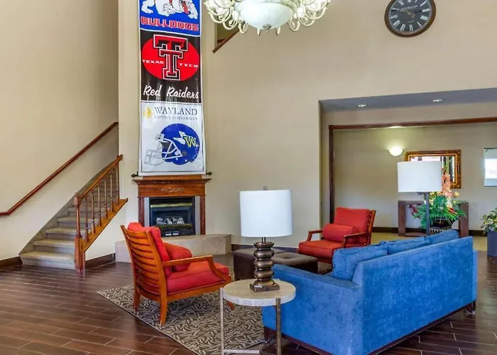 Comfort Suites Plainview