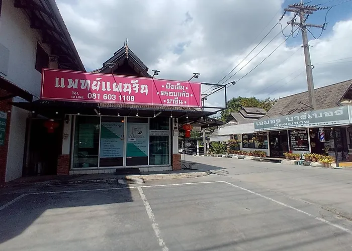 Baan Orawee Boutique Hotel