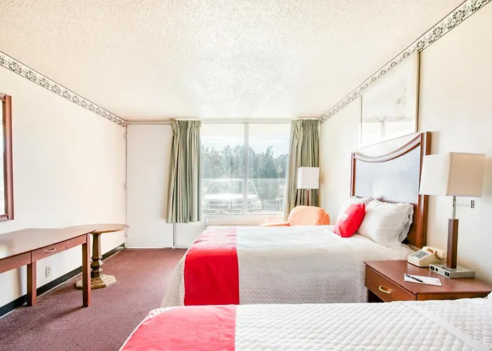 Travelers Inn By Oyo, Templeton Va
