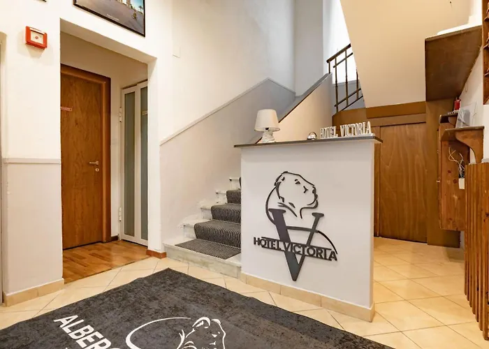 Hotel Victoria-Bike Friendly Vicino Finalborgo E Mare