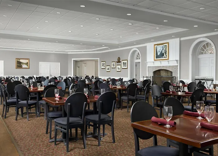 Virginia Crossings Hotel, Tapestry Collection By Hilton