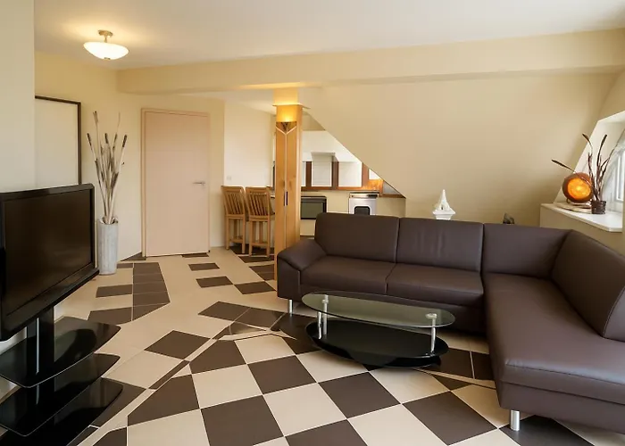 Nanis Hotel & Appartements