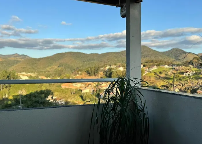 Suíte Casa de Luz-Lar na Serra-Quarto-01 - Duplo ou Triplo