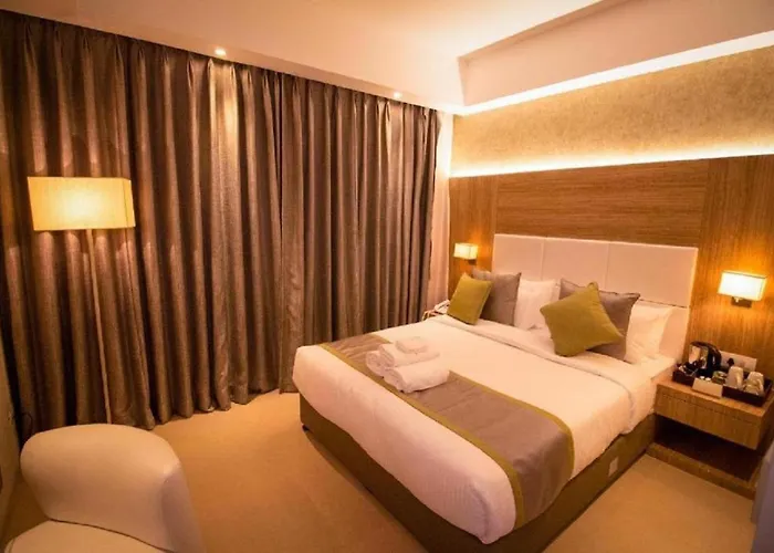 Hotel Tu Casa International Near Delhi Airport