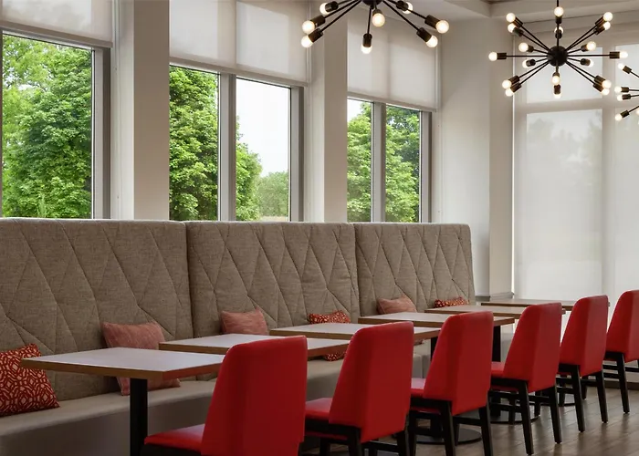 Hilton Garden Inn Cleveland Airport