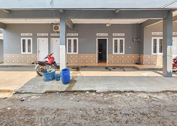 Reddoorz Syariah Near Rs Dr Hafiz Cianjur