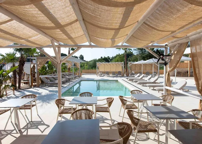 Linari Sea & Suites