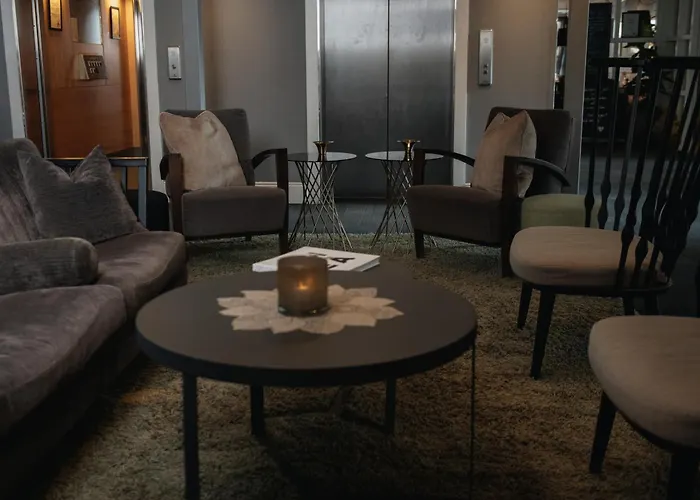 Home Hotel Uman