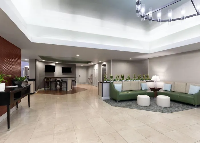 Wingate By Wyndham Greensboro-Coliseum