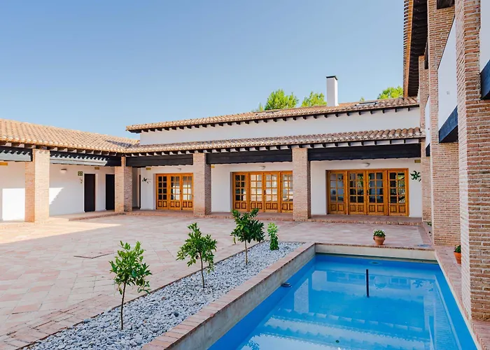 Hotel Rural La Alcanacia