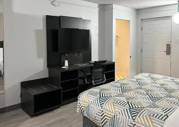 Motel 6 Opelika Al