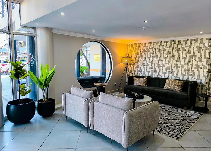 Cresta Thapama Hotel