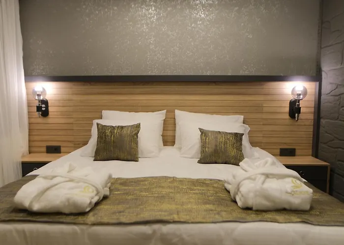 Çağ Otel