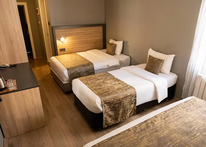 Çağ Otel