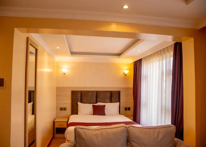 Mara Frontier Hotel