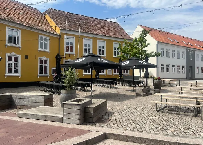 Niollo Hotels