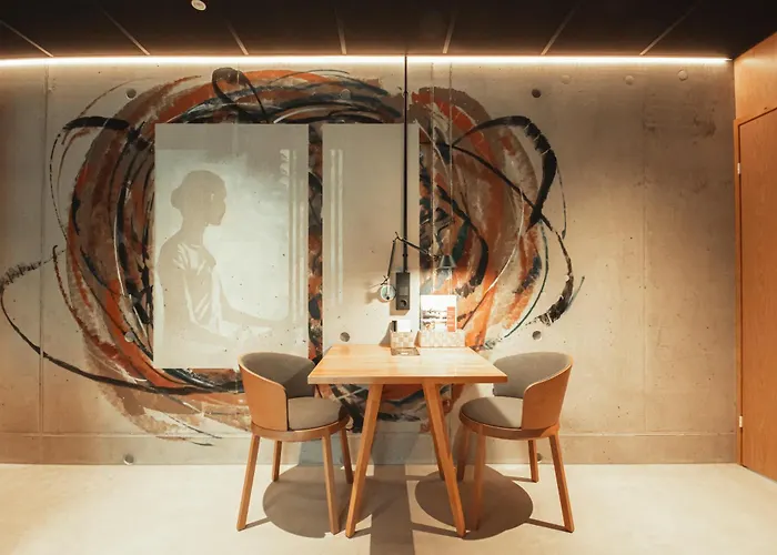 Time Hotel, Time To Stay Art & Boutique