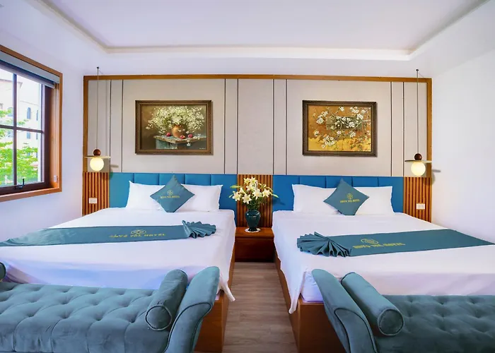 Crystal Holiday Ha Long Hotel