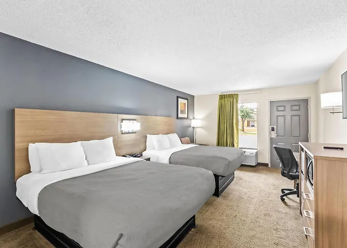 Quality Inn Oak Grove Fort Campbell