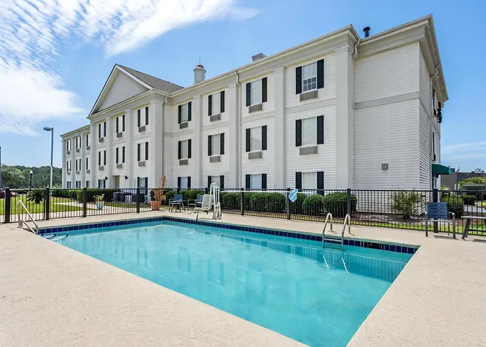 Quality Inn Pooler - Savannah I-95