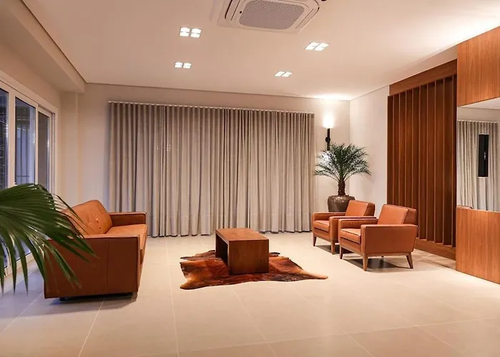Flat Conforto Amplo com Piscina Climatizada - 404